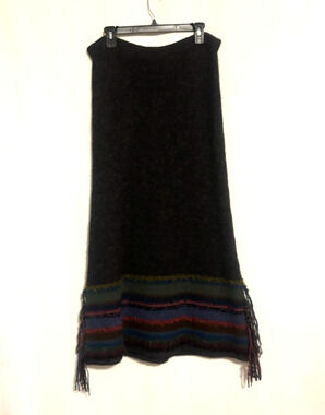 Beyond Threads Maxi Skirt XL Peru Knitted Gray Boho Fringe Alpaca